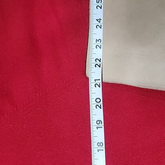 The Gleneagles Range Size Unknown Red Wool V Neck Sweater Blue & White Accents - Picture 6 of 10